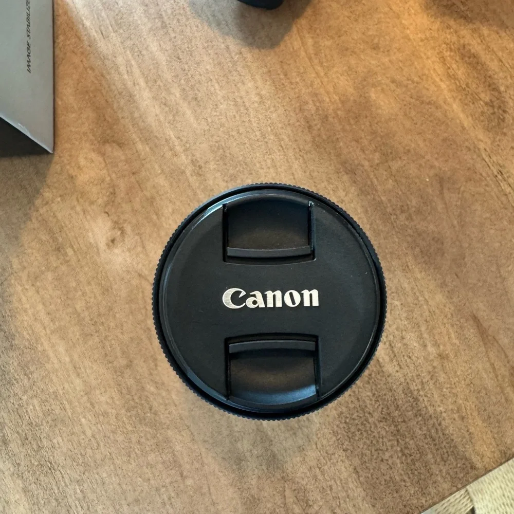 Canon EOS Rebel T7 Black DSLR Camera with lens